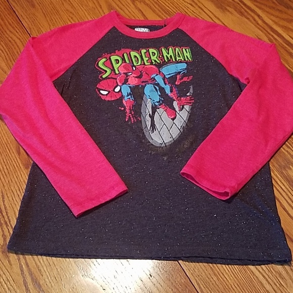 Marvel Spiderman shirt - Picture 2 of 6